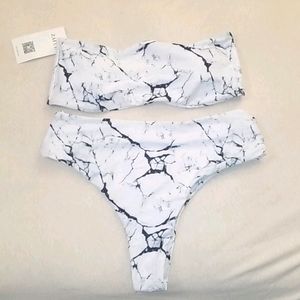 High-waisted cheeky bikini